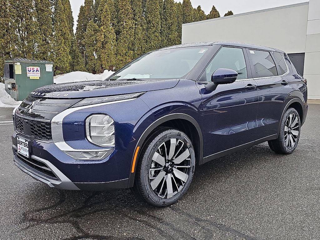 New 2026 Mitsubishi Outlander SE SUV