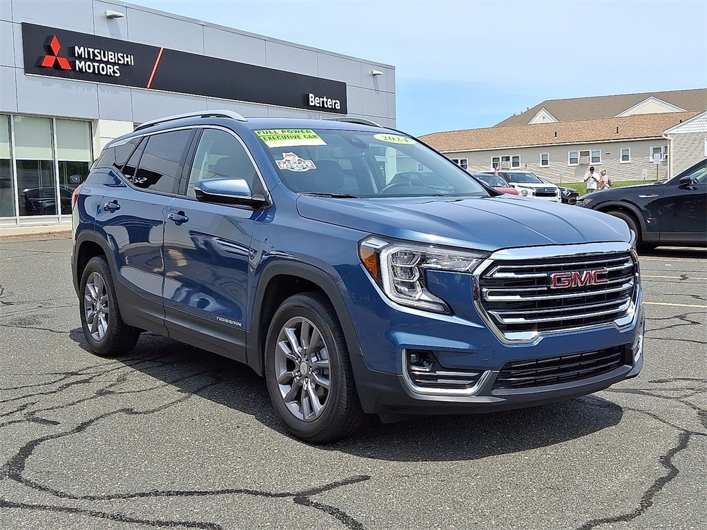 2024 GMC Terrain SLT
