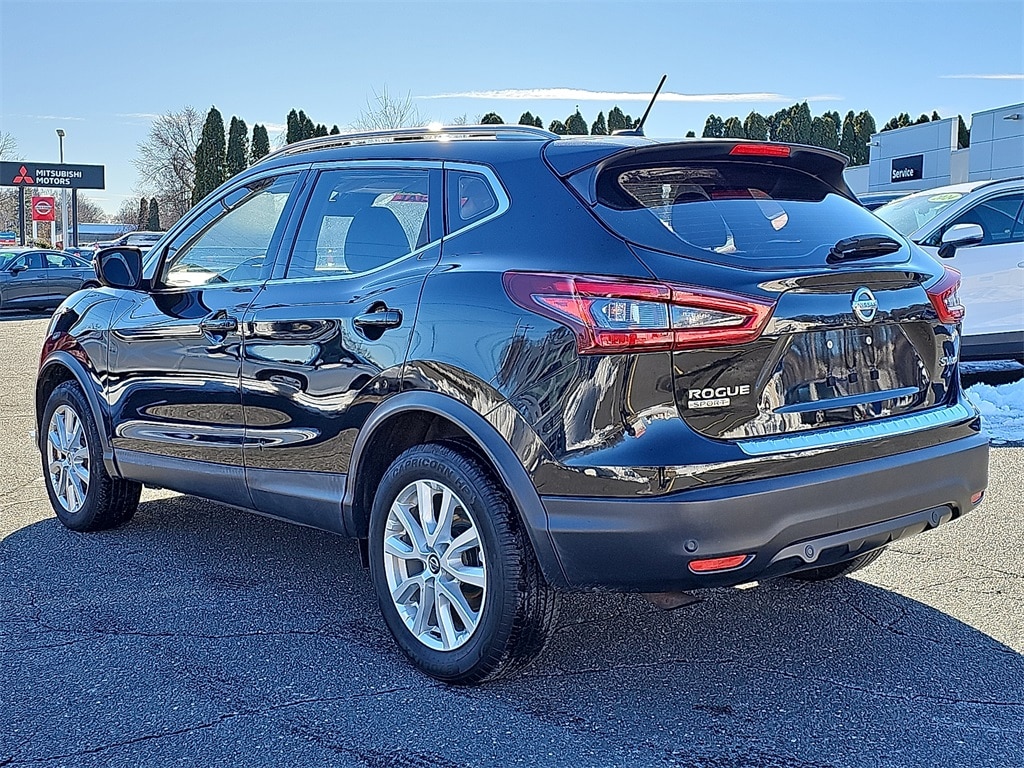 Used 2020 Nissan Rogue Sport SV SUV