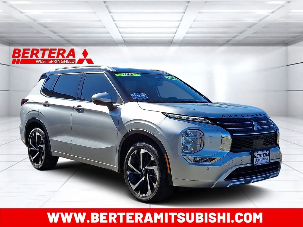 2024 Mitsubishi Outlander SEL S-AWC's photo
