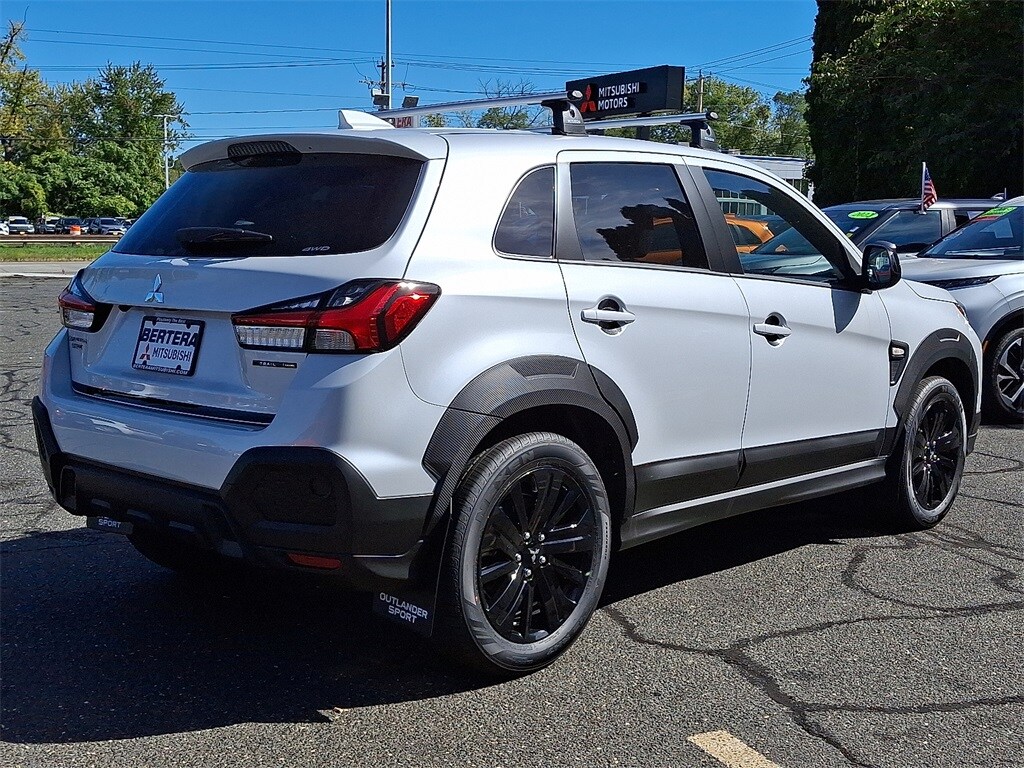 2025 Mitsubishi Outlander Sport ES SE LE photo 2