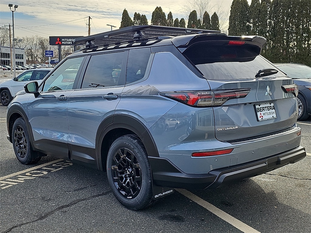New 2026 Mitsubishi Outlander Trail Edition SUV