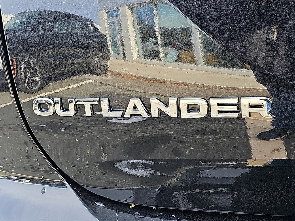 2026 Mitsubishi Outlander SE - Photo 20