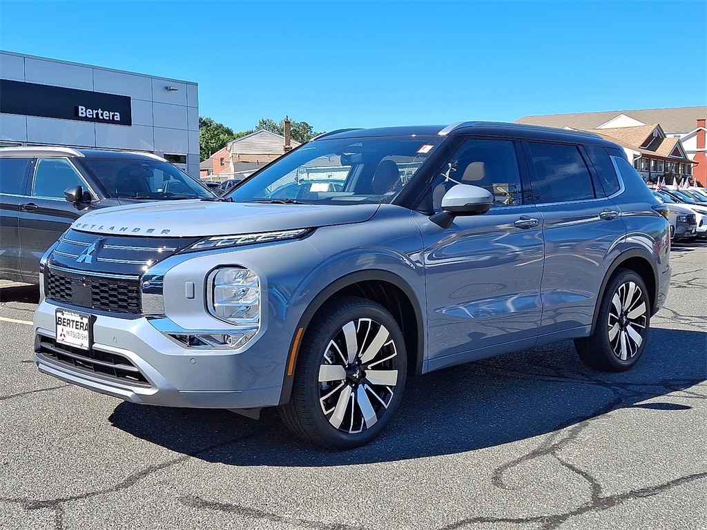 New 2025 Mitsubishi Outlander SEL SUV