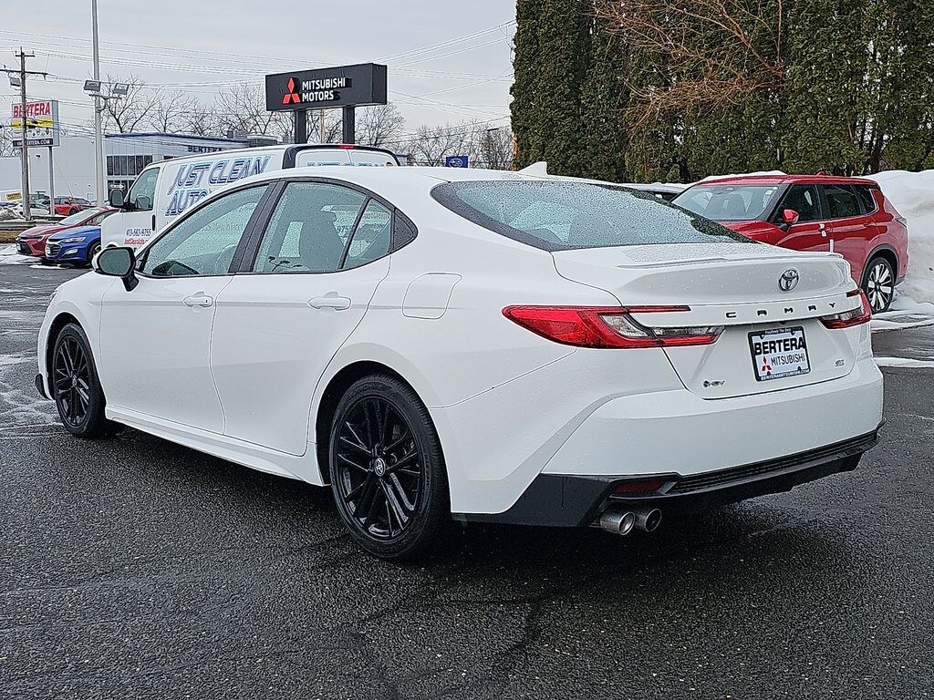 Used 2025 Toyota Camry SE Sedan
