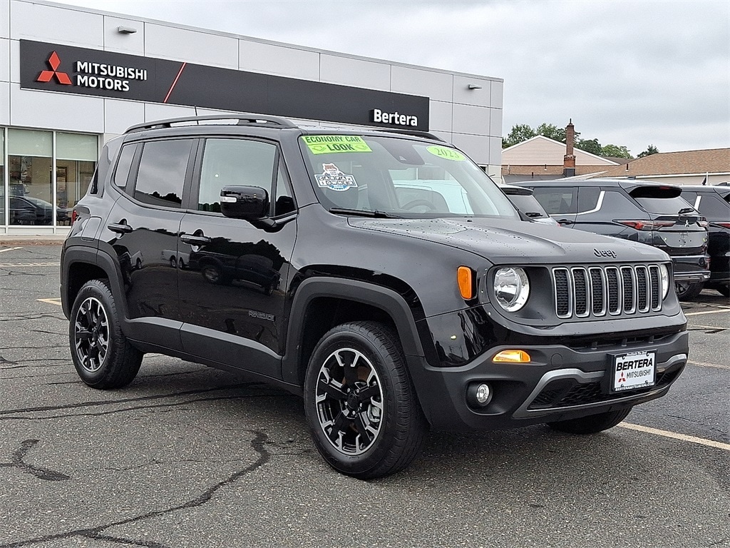 Used 2023 Jeep Renegade Altitude SUV