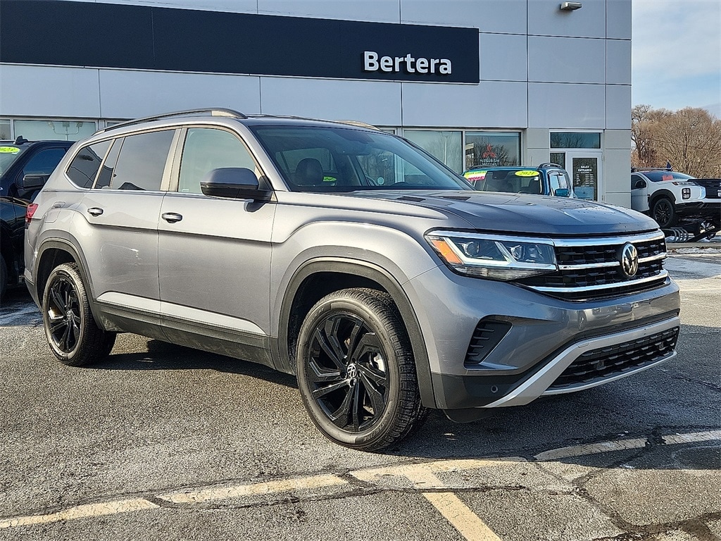 2023 Volkswagen Atlas SE w/Tech