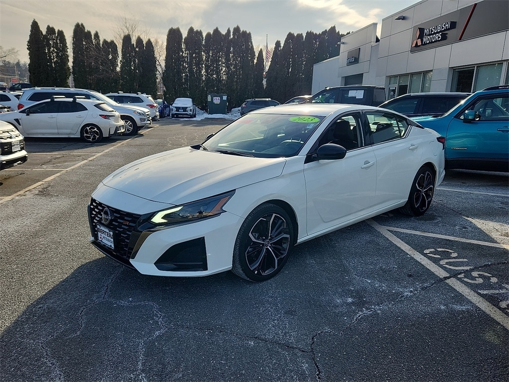 Used 2023 Nissan Altima 2.5 SR Sedan