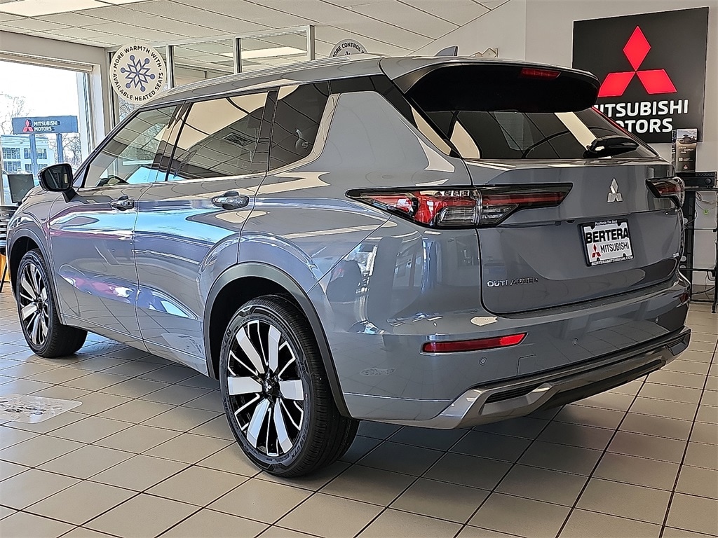 New 2026 Mitsubishi Outlander SEL SUV