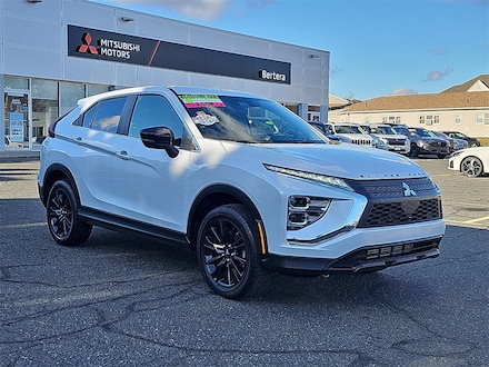 2024 Mitsubishi Eclipse Cross LE SUV