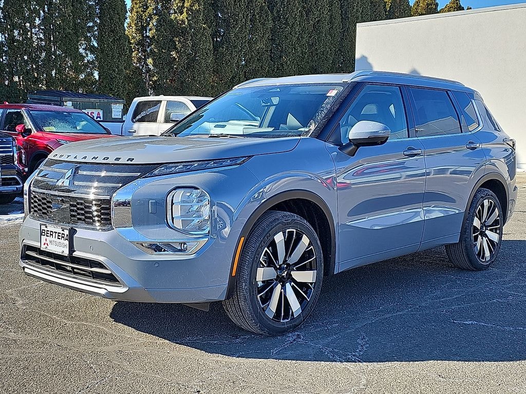 New 2026 Mitsubishi Outlander SEL SUV