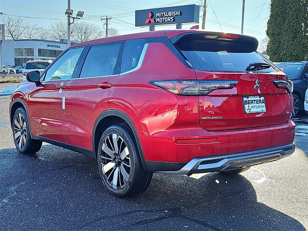 New 2026 Mitsubishi Outlander SE SUV