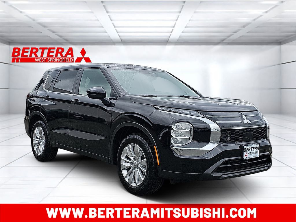 2026 Mitsubishi Outlander ES S-AWC's photo