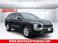 2026 Mitsubishi Outlander ES SUV