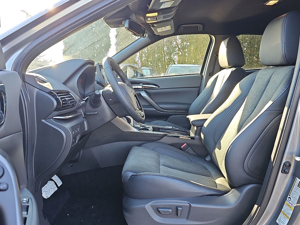 2026 Mitsubishi Eclipse Cross Black Edition - Photo 9