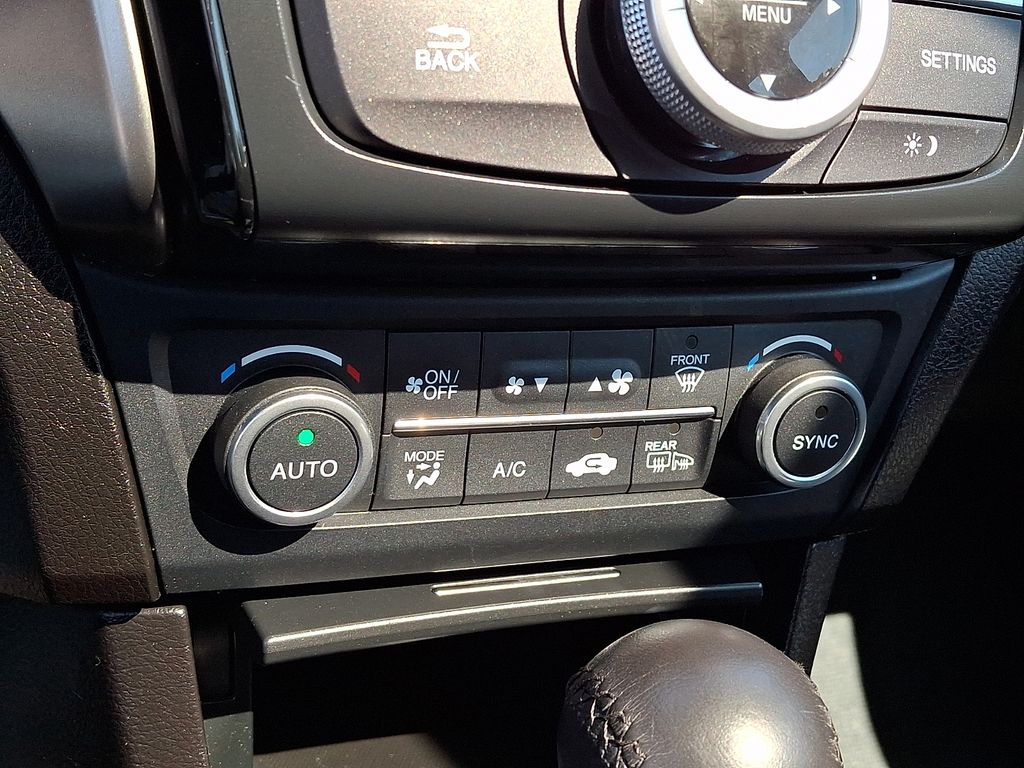 2022 Acura ILX Premium - Photo 16