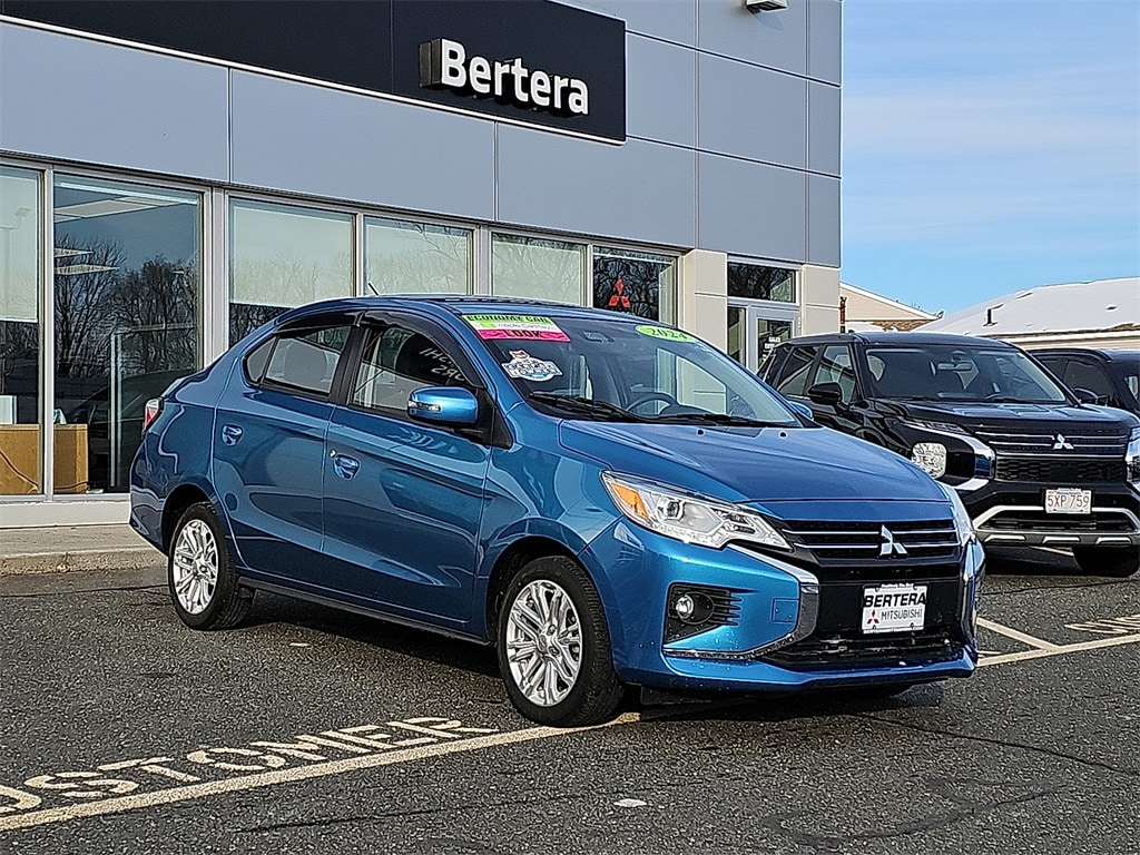 2024 Mitsubishi Mirage G4 SE's photo