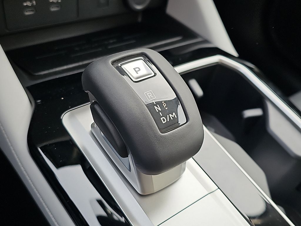 2026 Mitsubishi Outlander SE - Photo 10
