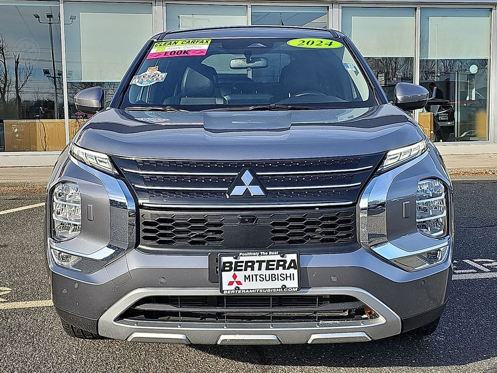 Used 2024 Mitsubishi Outlander SE SUV