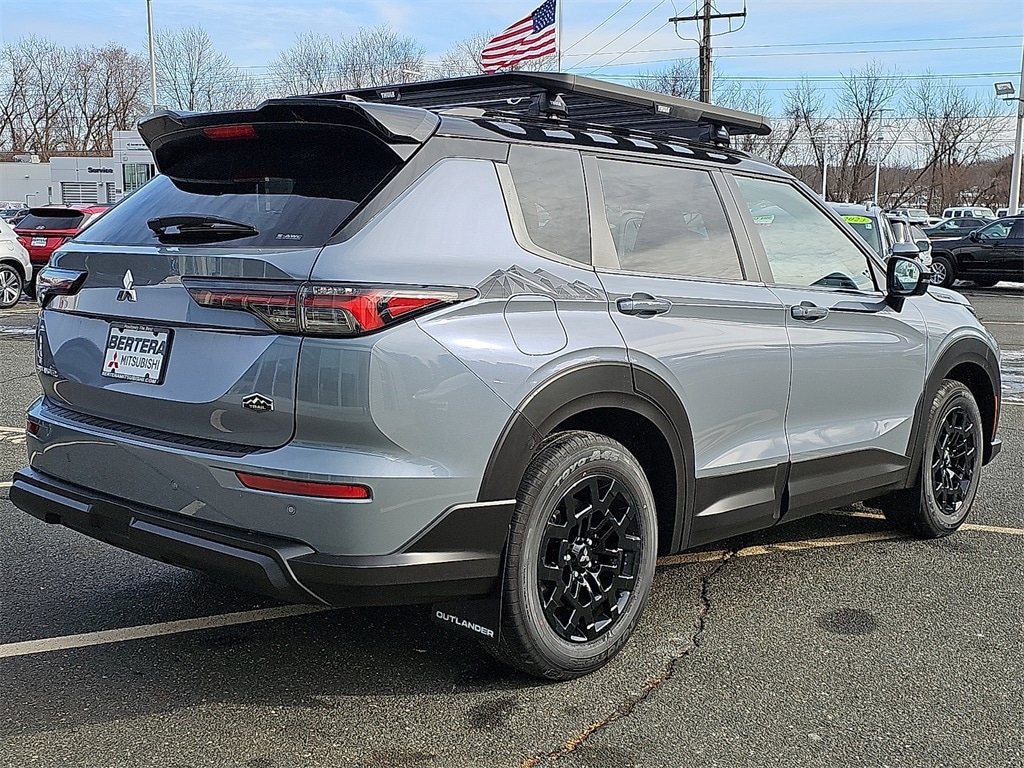 New 2026 Mitsubishi Outlander Trail Edition SUV