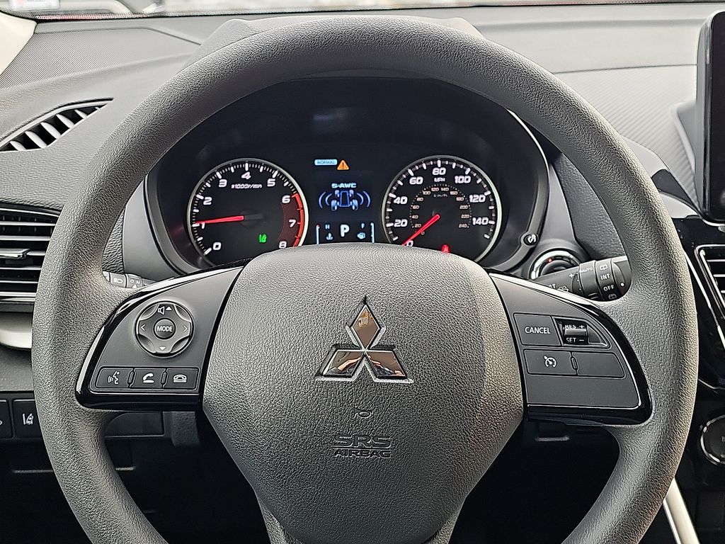 2026 Mitsubishi Eclipse Cross LE - Photo 13
