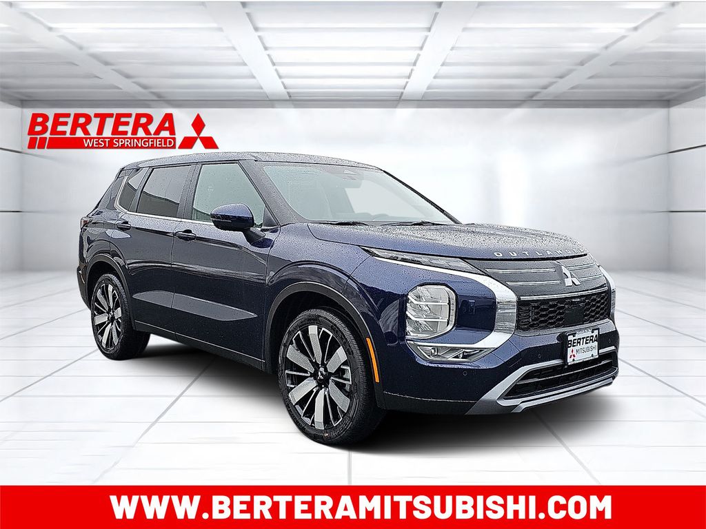 2026 Mitsubishi Outlander SE S-AWC's photo