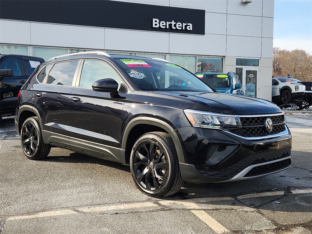 Used 2024 Volkswagen Taos 1.5T SE SUV