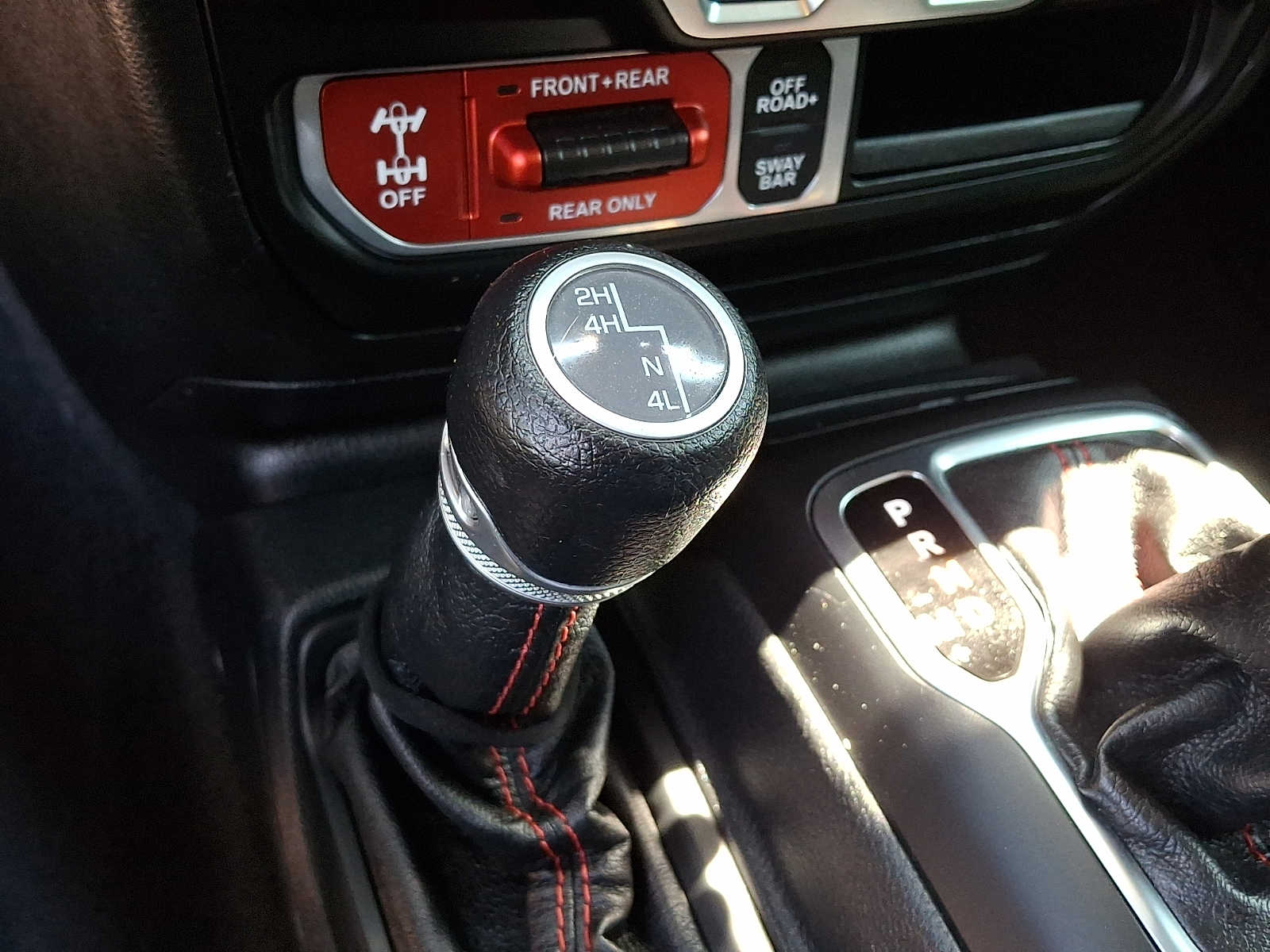 2021 Jeep Gladiator Rubicon - Photo 24