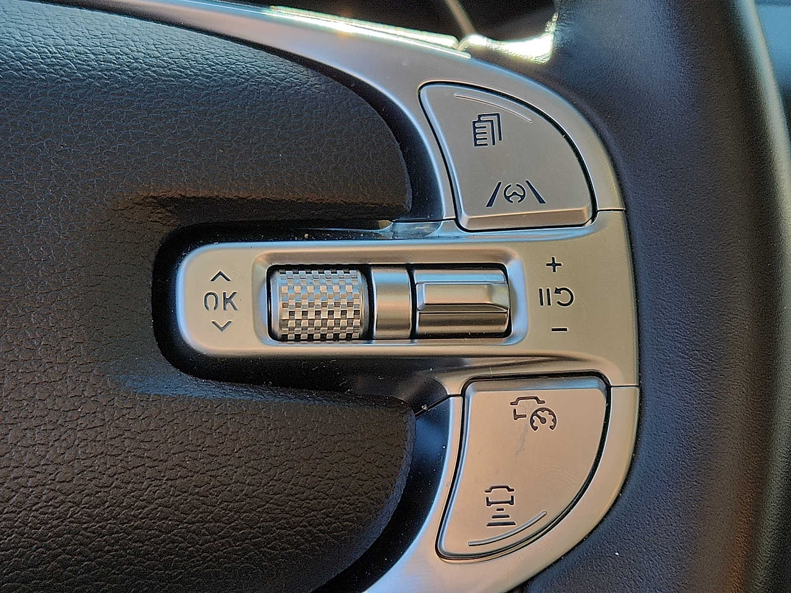 2024 GENESIS GV80 Standard - Photo 20