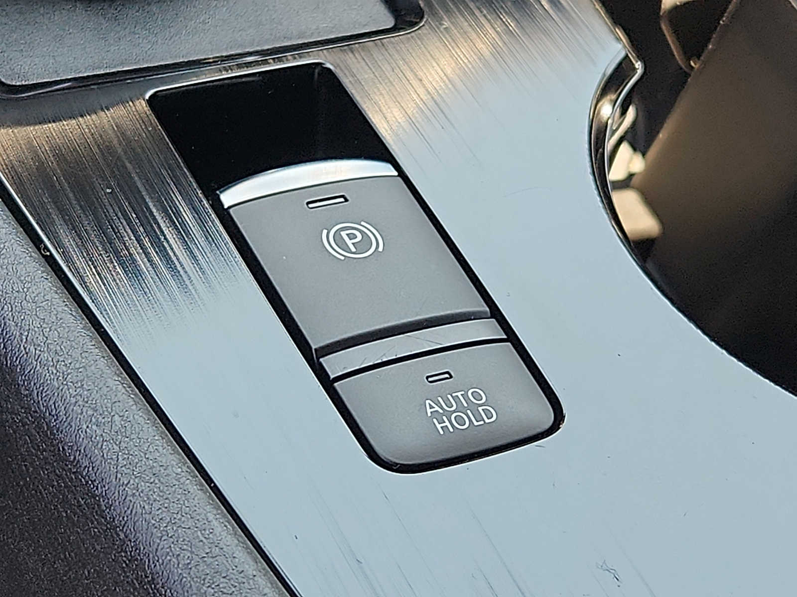 2025 Nissan Rogue SV - Photo 25
