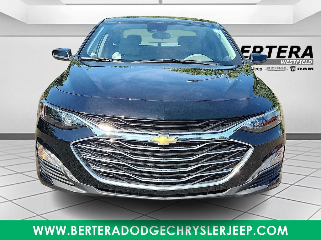 Used 2025 Chevrolet Malibu LT Sedan