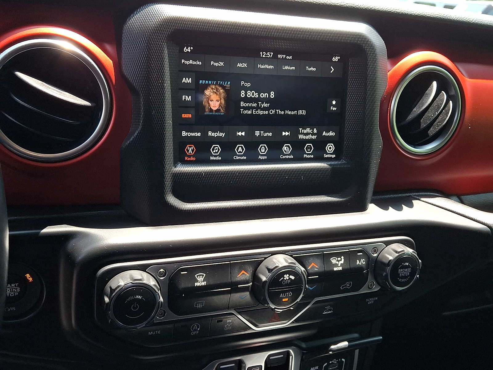 2021 Jeep Gladiator Rubicon - Photo 17