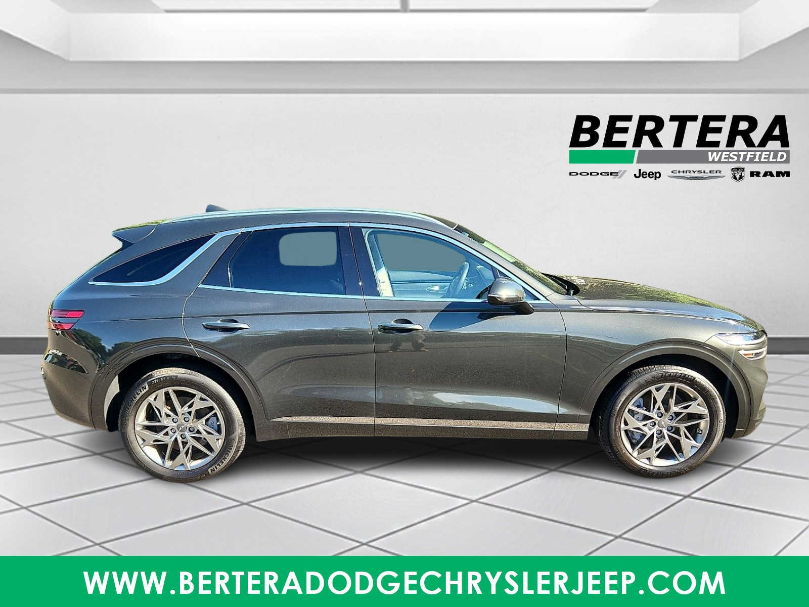 2025 GENESIS GV70 Standard - Photo 7