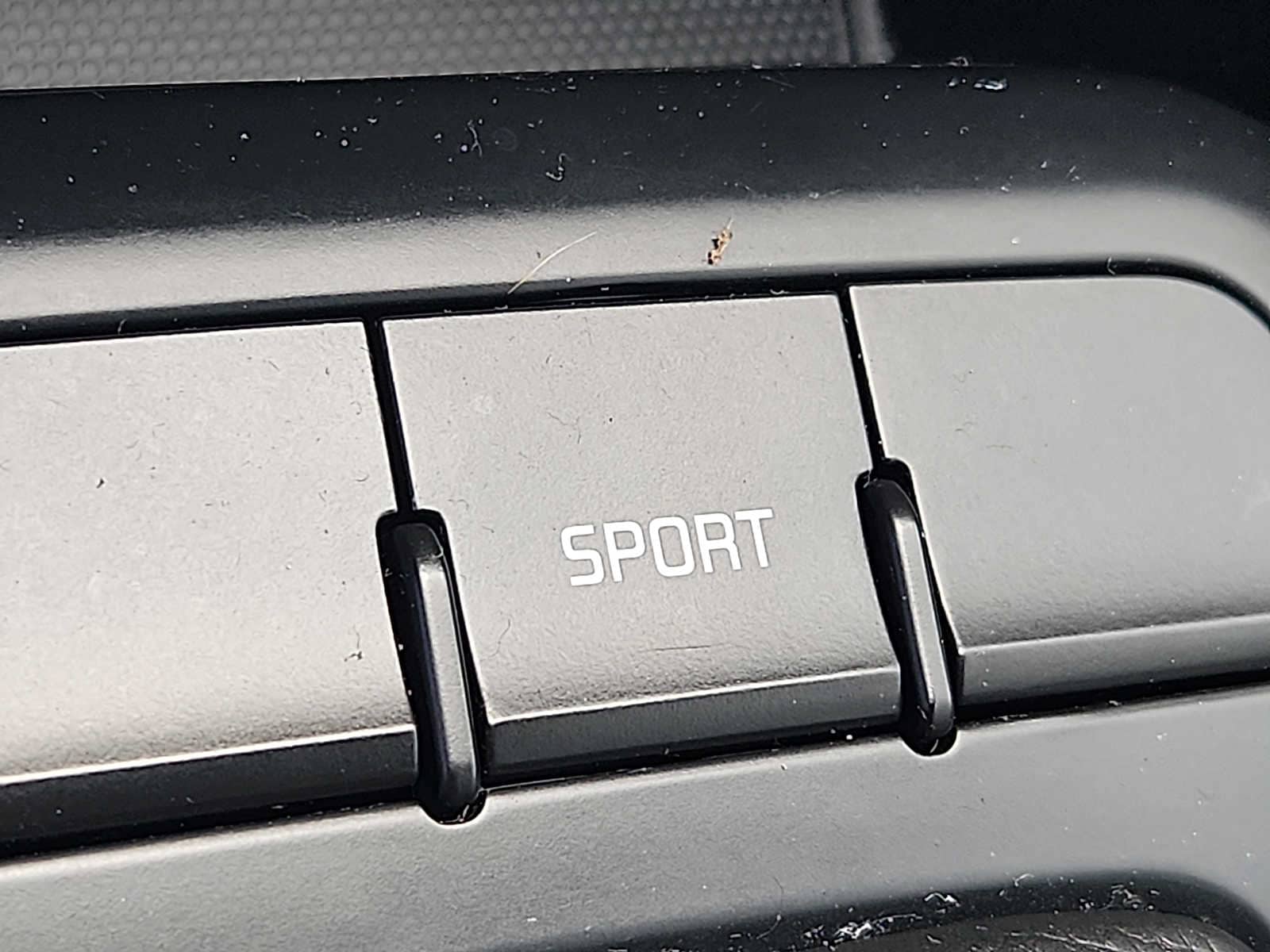 2020 Kia Rio 5-Door S - Photo 24