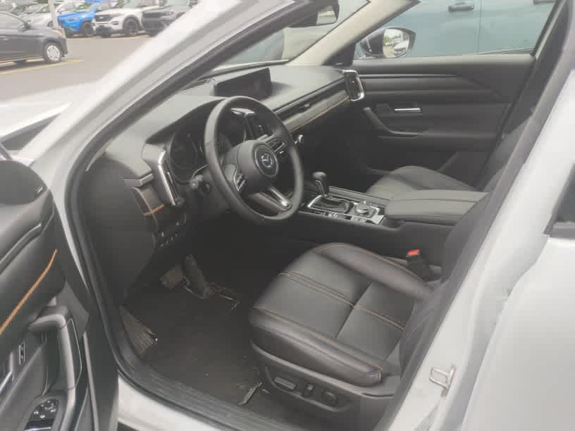 2025 Mazda CX-50 Premium Plus - Photo 9