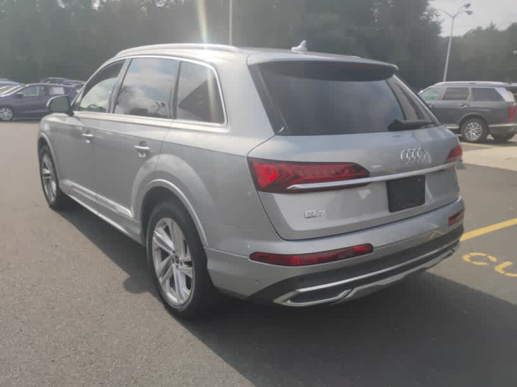 Used 2024 Audi Q7 Premium Plus SUV