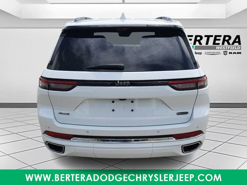 Used 2022 Jeep Grand Cherokee Overland SUV