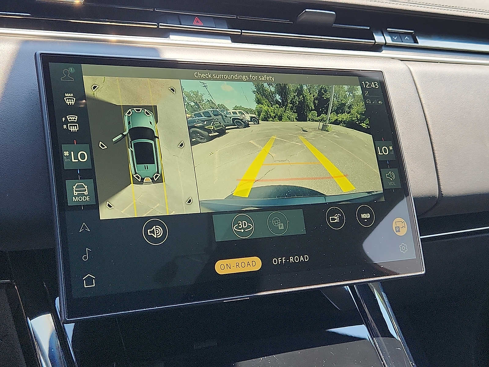 2025 Land Rover Range Rover Sport SE - Photo 18