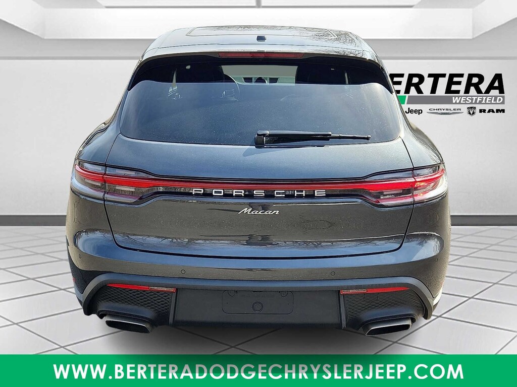 Used 2024 Porsche Macan SUV