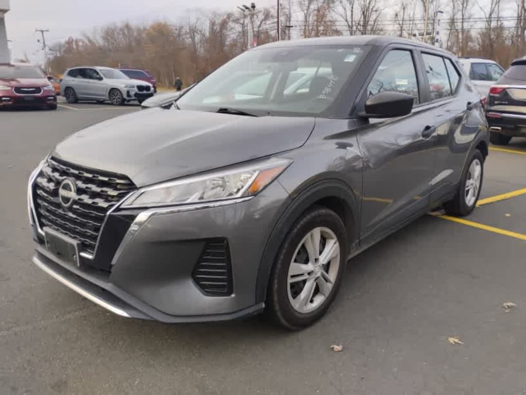 Used 2022 Nissan Kicks S SUV
