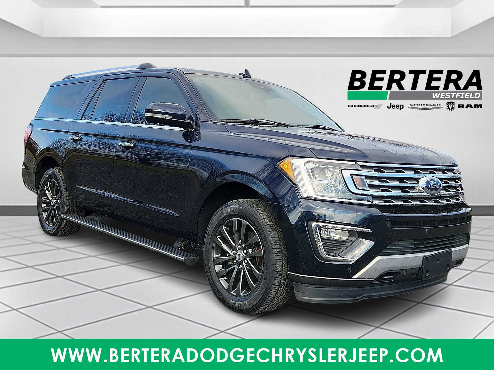 2021 Ford Expedition Limited's photo