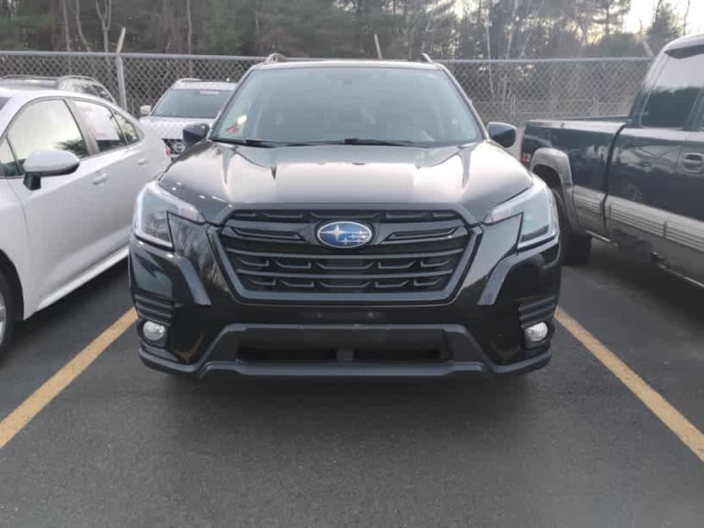 Used 2023 Subaru Forester Premium SUV