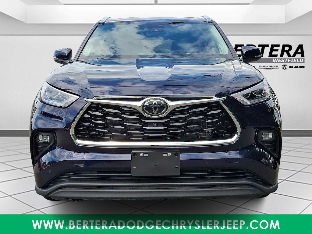 Used 2021 Toyota Highlander Limited SUV