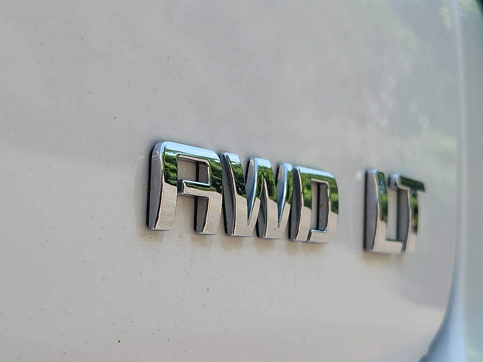 2024 Chevrolet Equinox LT - Photo 30