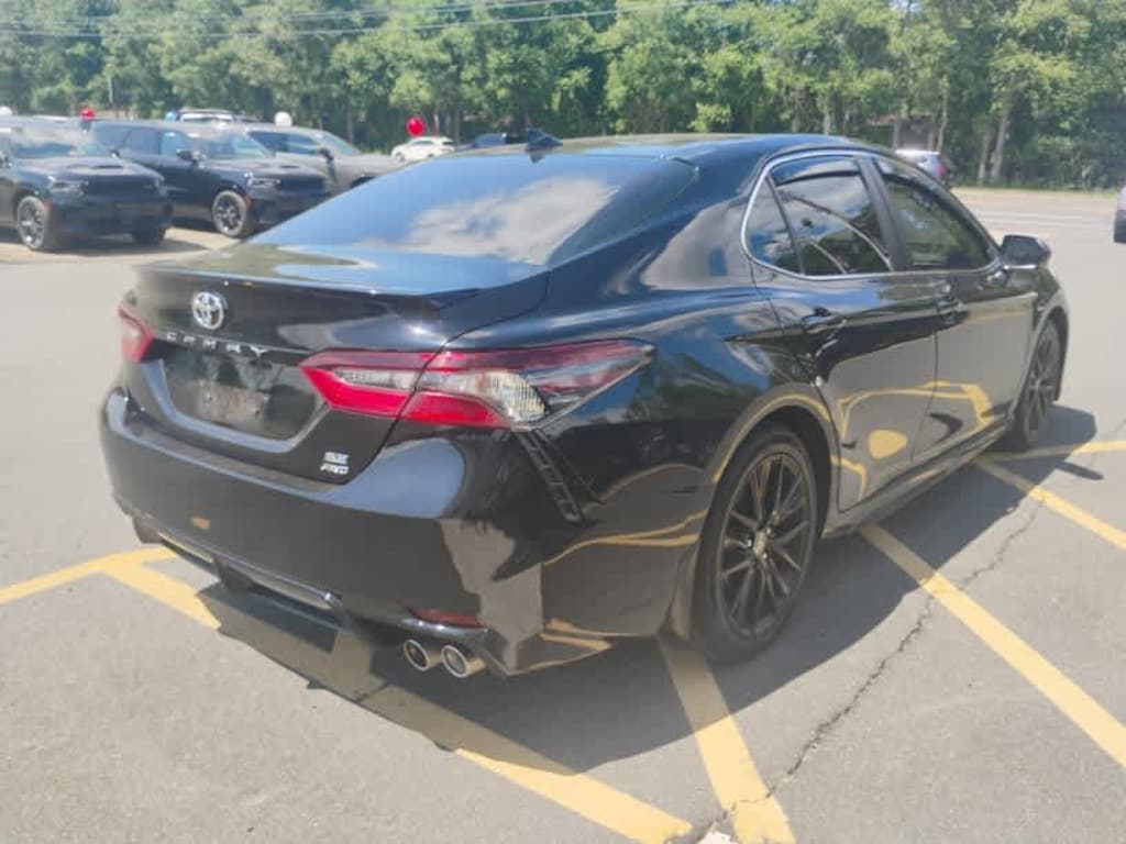 Used 2023 Toyota Camry SE Sedan