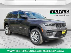 2025 Jeep Grand Cherokee LAREDO X 4X4 Sport Utility