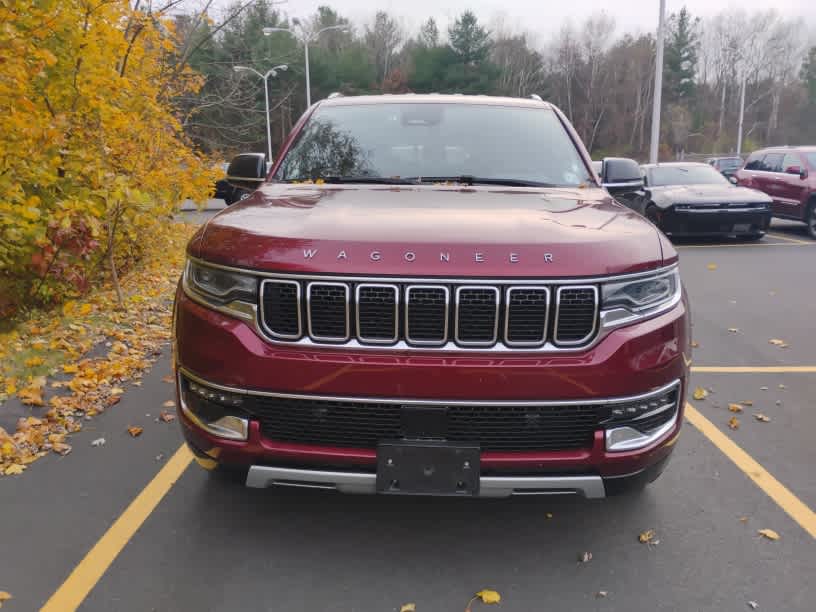 2023 Jeep Wagoneer L Series II photo 2