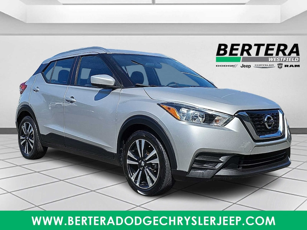 Used 2019 Nissan Kicks SV SUV