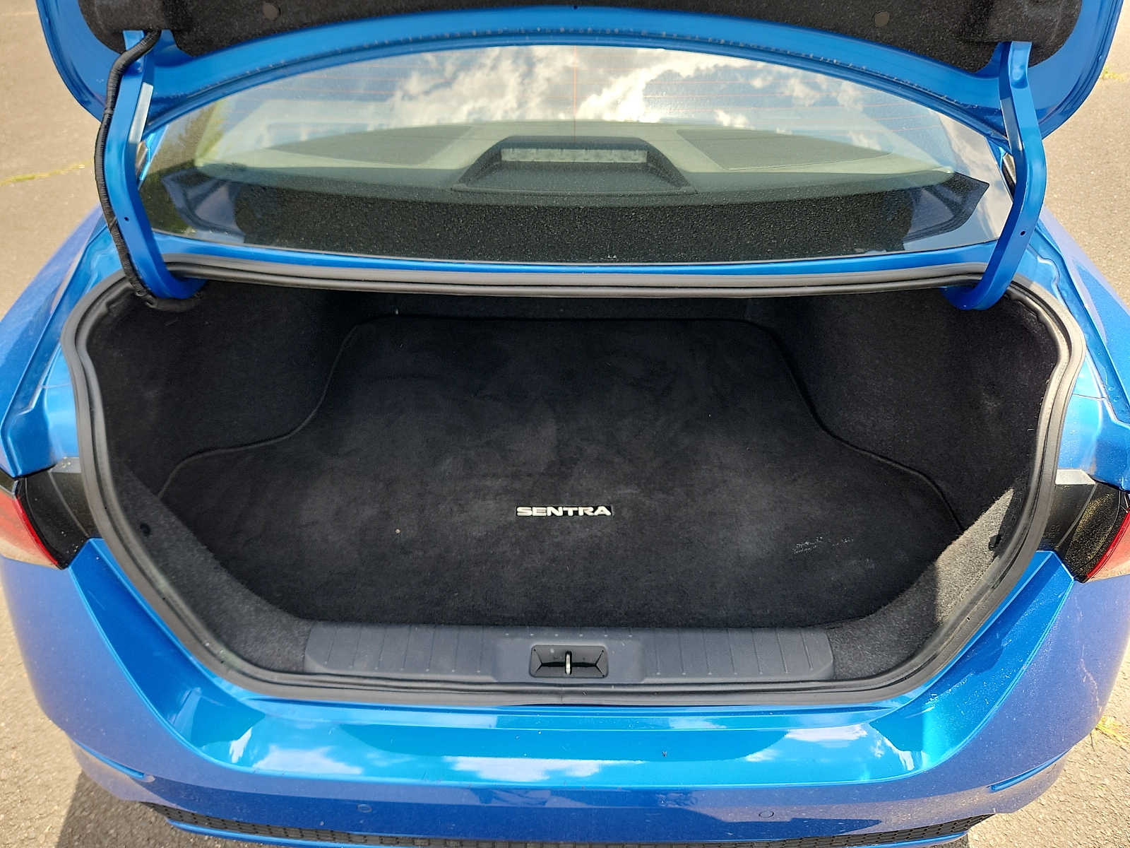 2022 Nissan Sentra SV - Photo 27