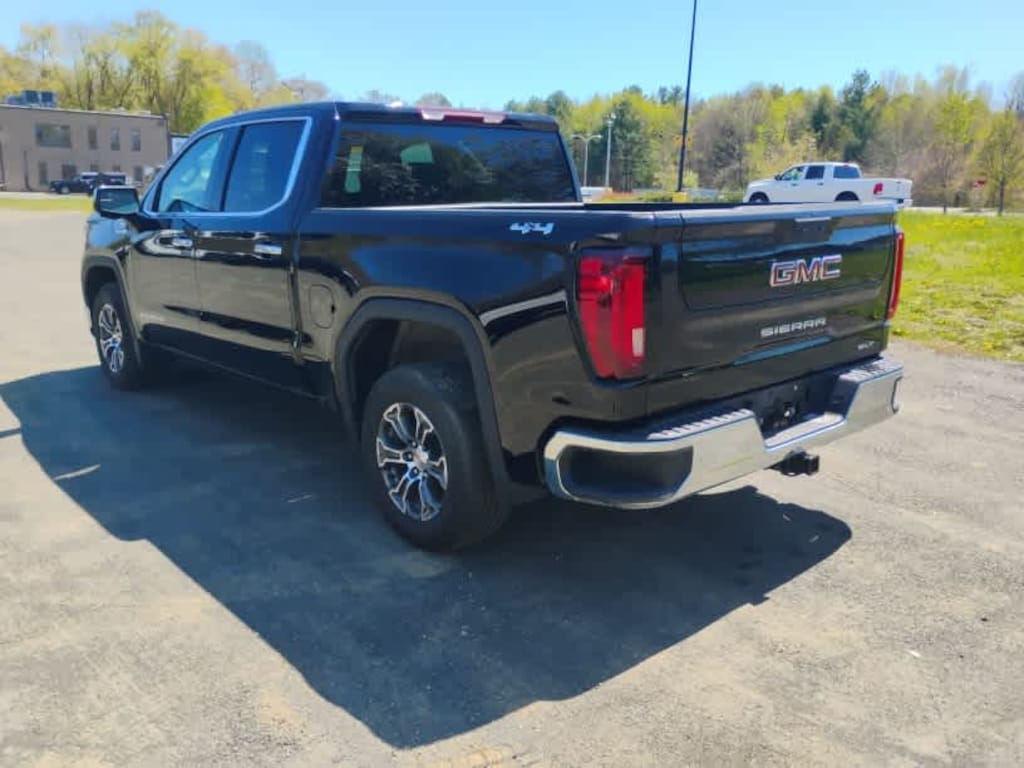 Used 2025 GMC Sierra 1500 SLT Truck Crew Cab